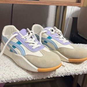 DE Florance Women's Multi-Color Sneakers